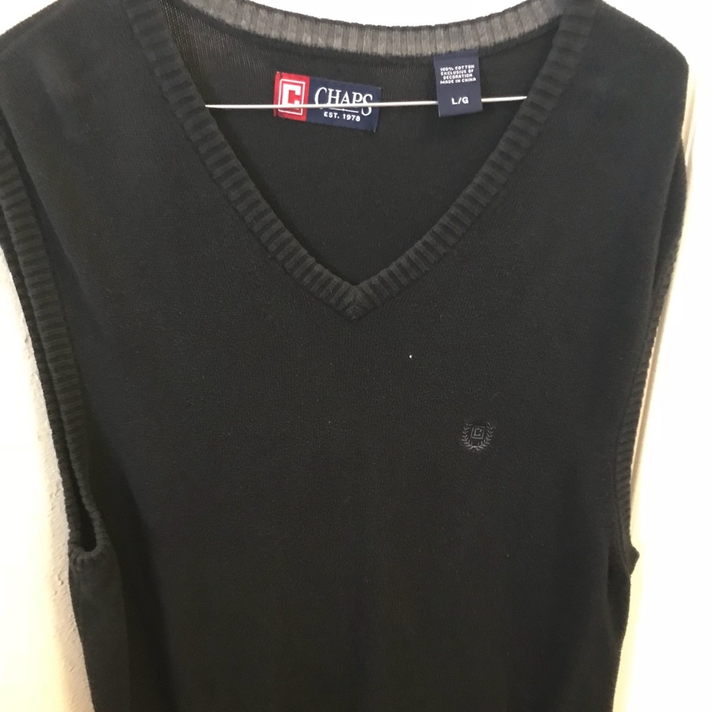 CHAPS V neck sweater.